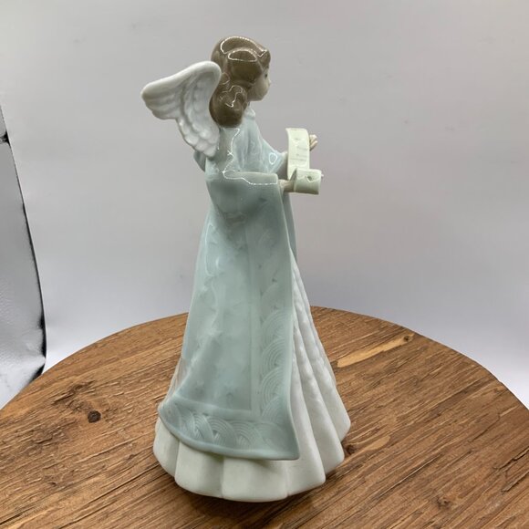Lladro Vintage 1991 Christmas Angel Tree Topper Porcelain Figurine - Picture 6 of 10
